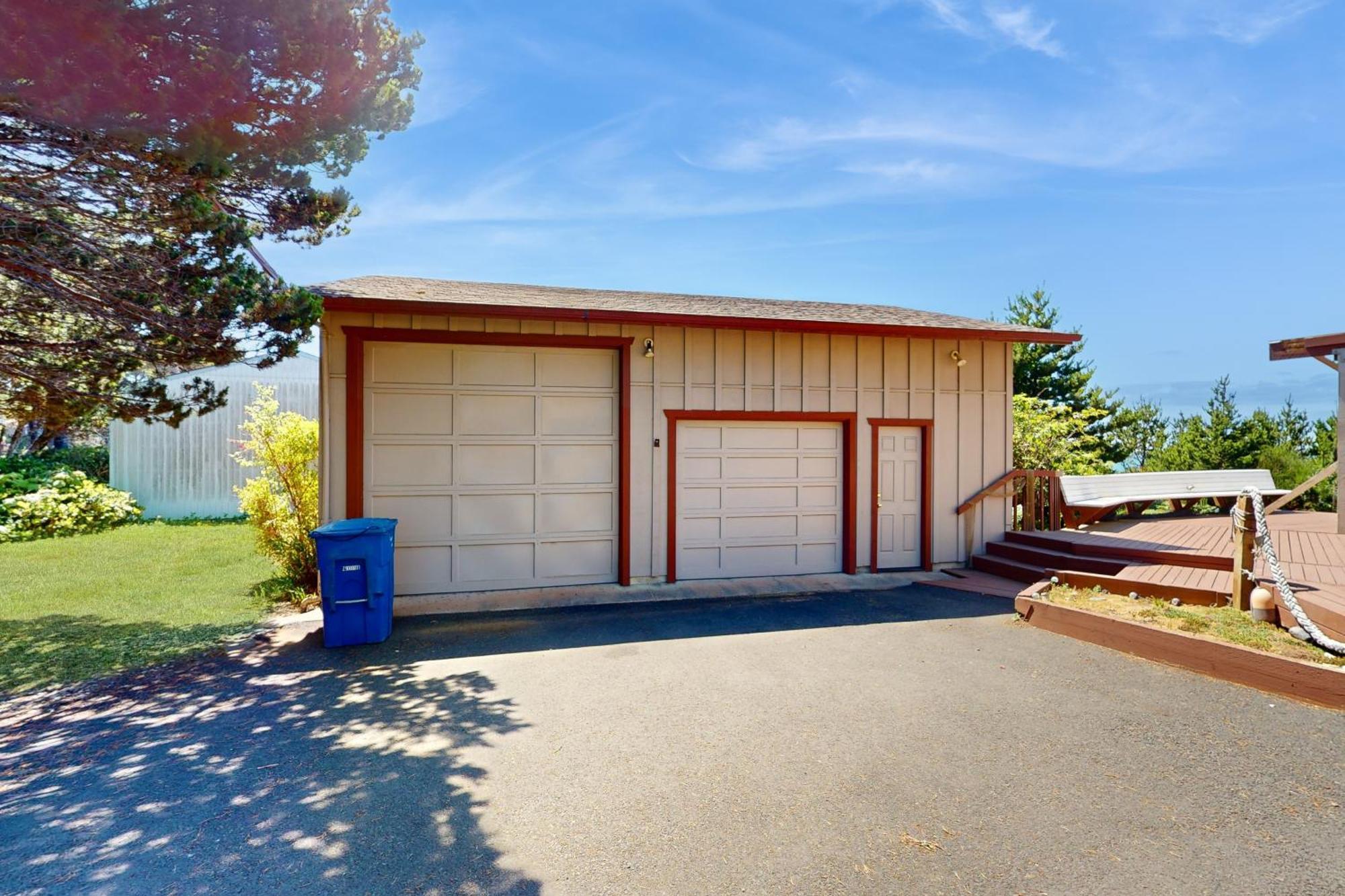 A Whale Of A View! Villa Depoe Bay Exterior photo