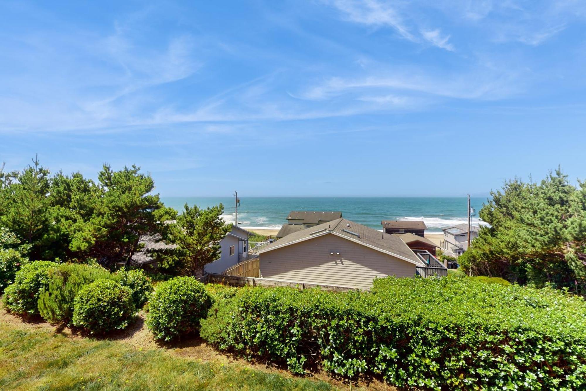 A Whale Of A View! Villa Depoe Bay Exterior photo